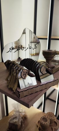 استاند مرايا اكريلك