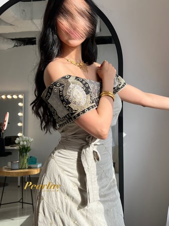 جلابية رماديه اوف شولدر