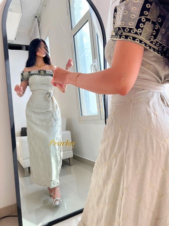 جلابية رماديه اوف شولدر