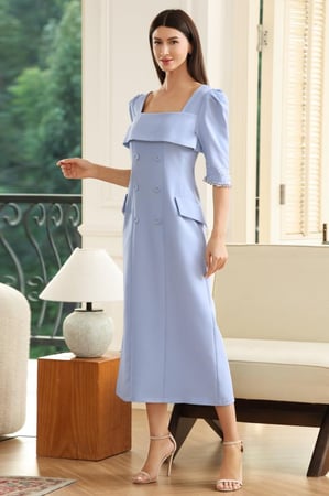 فستان مزين بكرستال