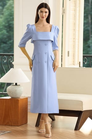 فستان مزين بكرستال