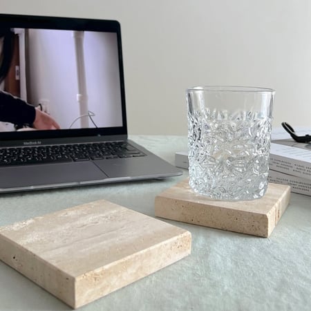 قاعدة مصنوعة من رخام Travertine