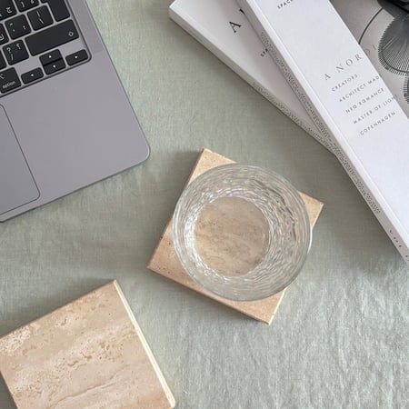 قاعدة مصنوعة من رخام Travertine