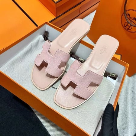 Hermès Oran sandal