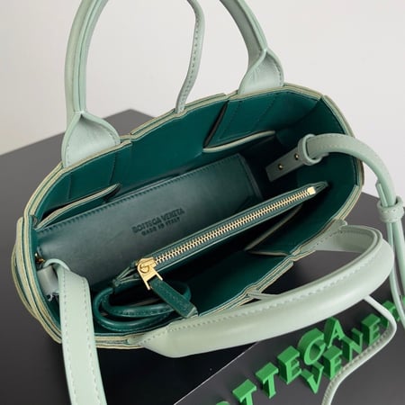 Bottega veneta 20cm