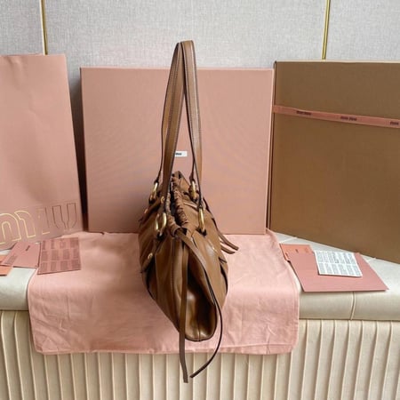 Miu Miu 44cm