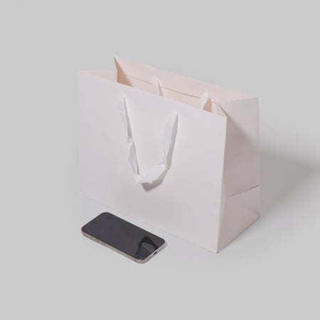 اكياس كرافت عرض وسط ابيض ( 12 كيس )