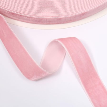 شرائط قطيفة وردي ( 10 متر )