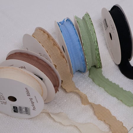 شرائط قماش وسط موف