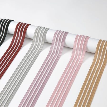 شرائط عريضة مخططة اخضر ( 16 متر)