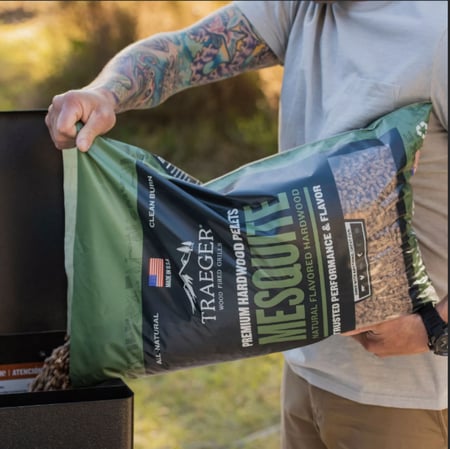 Traeger Mesquite Bbq Wood Pellets 20Lb Bag
