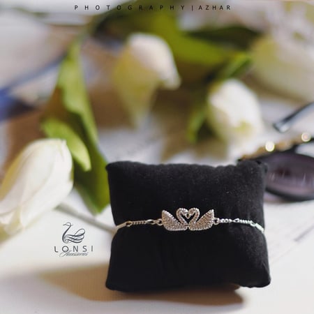 اسوارة سوارو بطتين