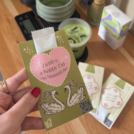 كرت اظرف الماتشا - العيد