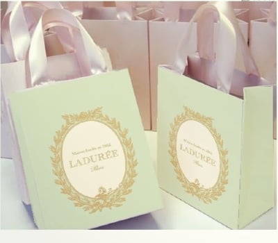 بوكس ميني ماركة  لادوري  (الارتفاع 8سم * العرض 7 سم* العمق 4.5سم )