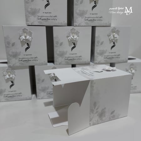 علب مناديل كبير  مربعه 12 علبه