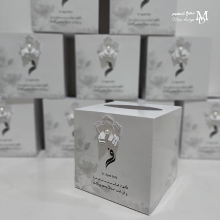 علب مناديل كبير  مربعه 12 علبه