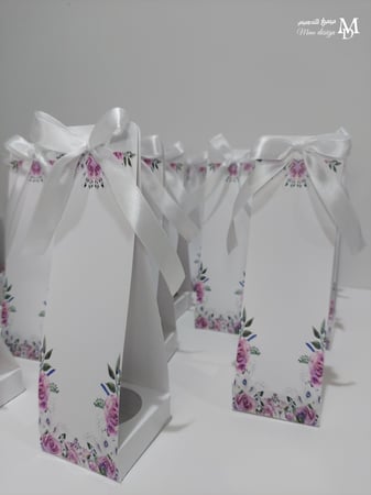 بوكسات مرطب يدين