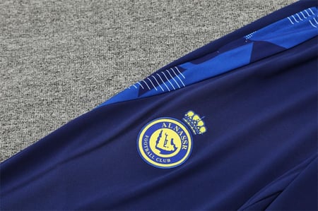 طقم تدريب شتوي النصر ٢٠٢٤-٢٠٢٥ كحلي