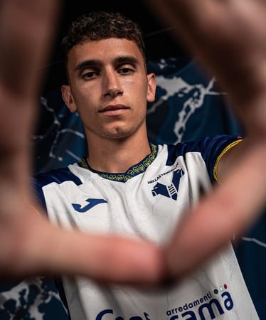 طقم فيرونا الاحتياطي 2024-2025