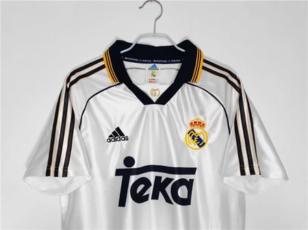 طقم ريال مدريد موسم 1998-1999