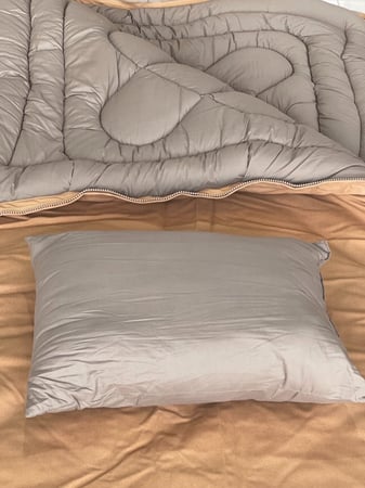 الاصدار الخاص من مفرش الدريويش التنزاني البولستر مع مخدة مقاس 120/220 سم