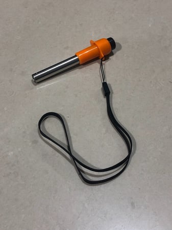 قداح حجم صغير مع حبل