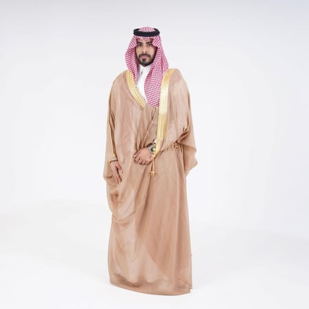 بشت المجاهد نخب أول