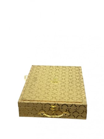 طقم بشت الفخامة الوطنية