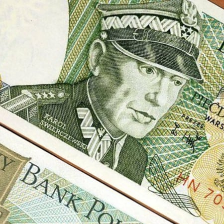 بولندا فئة 50 زلوتي أنسر
