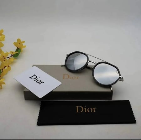 نظارات ديور