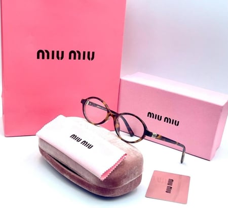 نظارات ميو ميو