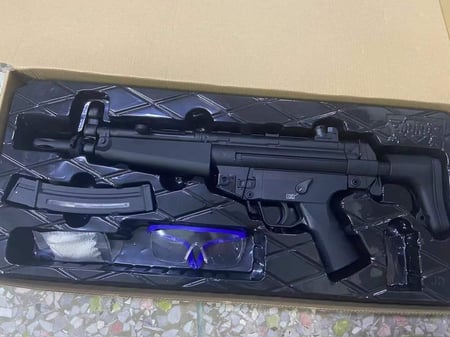 أم بي 5 جل بلاستر