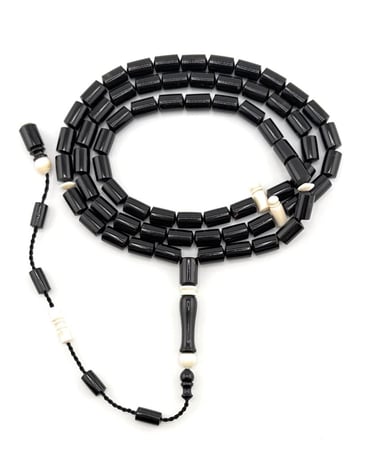 سبحة المرجان الأسود الطبيعي (اليسر) مستخرج من البحر الأحمر مزين بالعاج