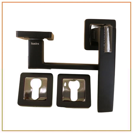 مقبض باب مفصول