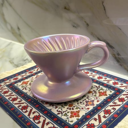 قمع سيراميك وردي