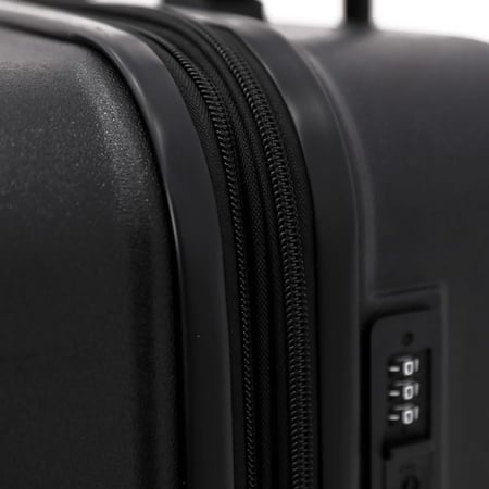 طقم حقائب ماركة دكني