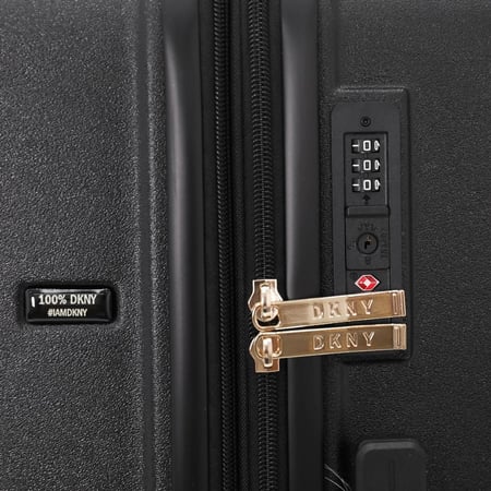 طقم حقائب ماركة دكني