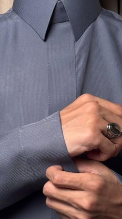 قماش طويق الصيفي - مقلم رمادي متوسط