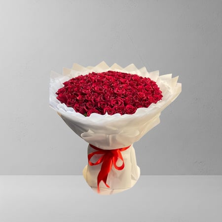 باقة حمراء تغليف شفاف