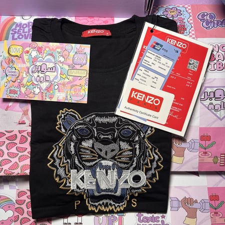 تي شيرت كينزو لون اسود