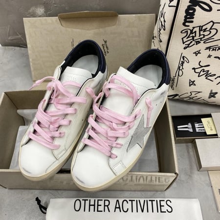 Golden goose