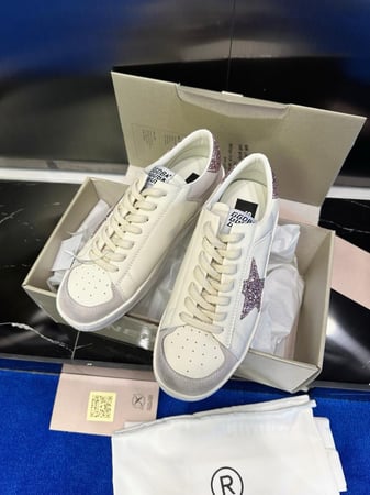 Golden goose