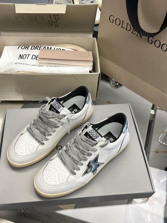 Golden goose