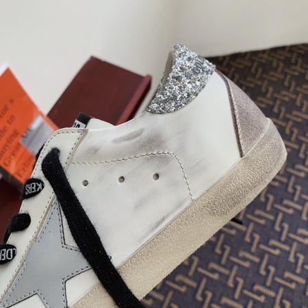 Golden goose
