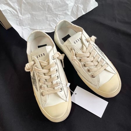 Golden goose