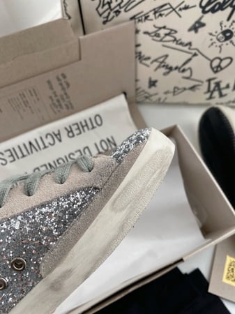 Golden goose