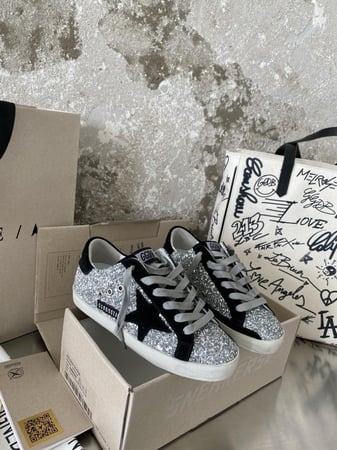 Golden goose