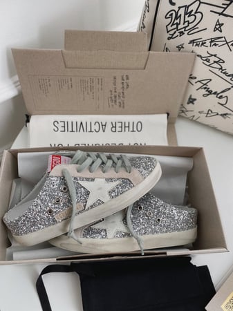 Golden goose