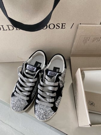 Golden goose