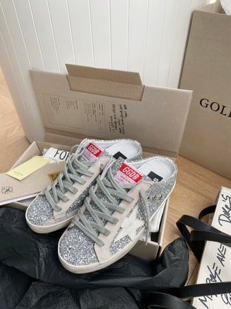 Golden goose